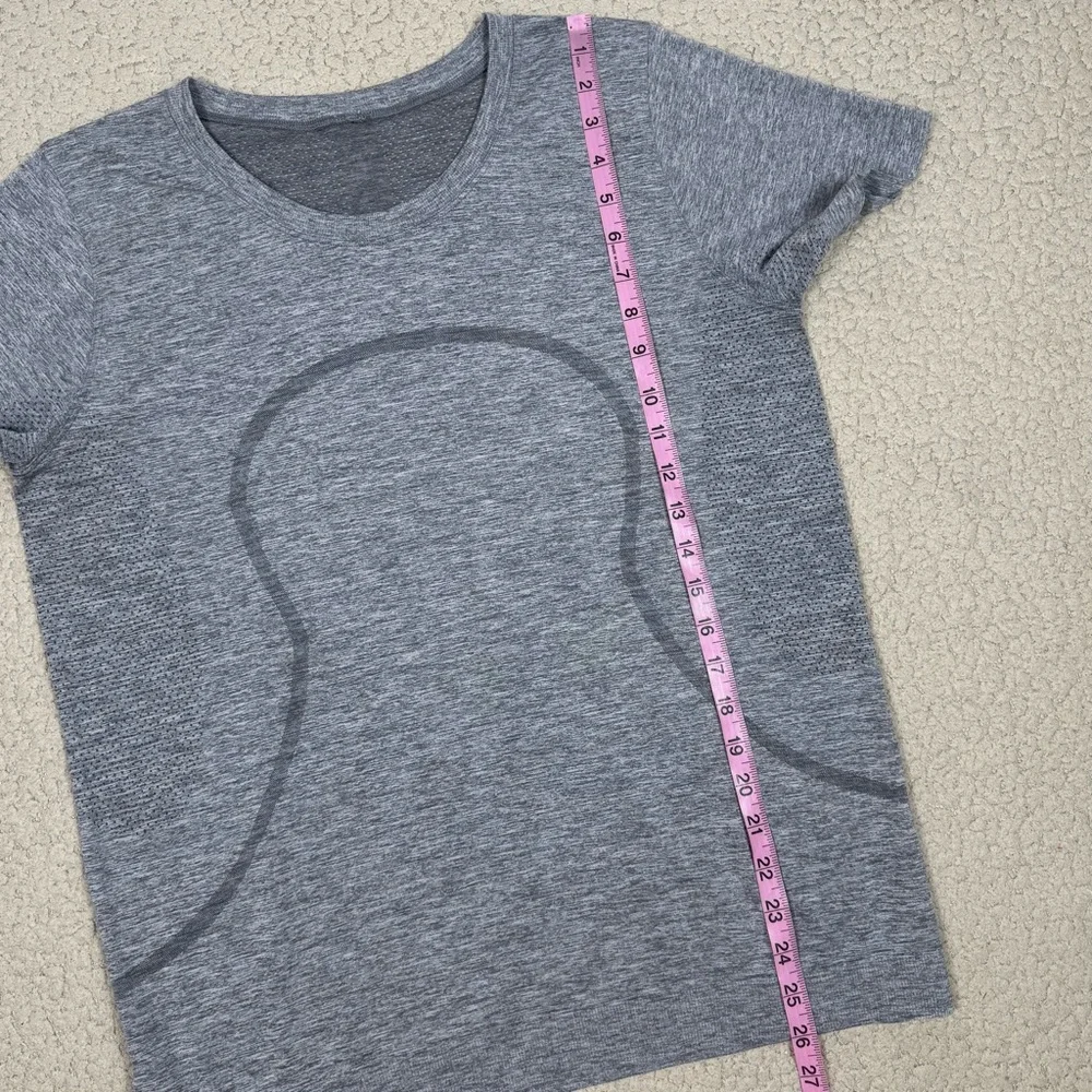 Lululemon Swiftly Relaxed Short Sleeve - Picture 5 of 5